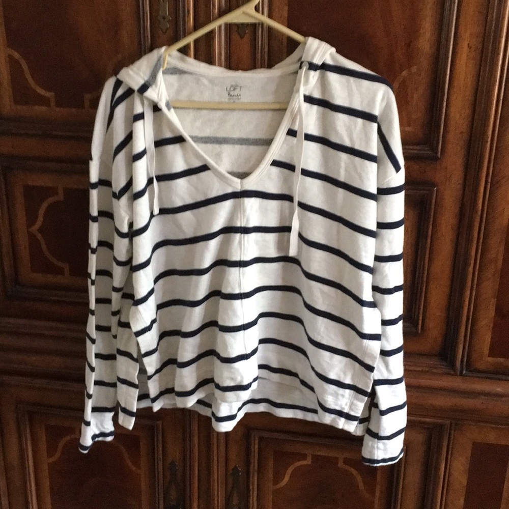 Beachy Cute Hooded pullover beach sweatshirt Loft